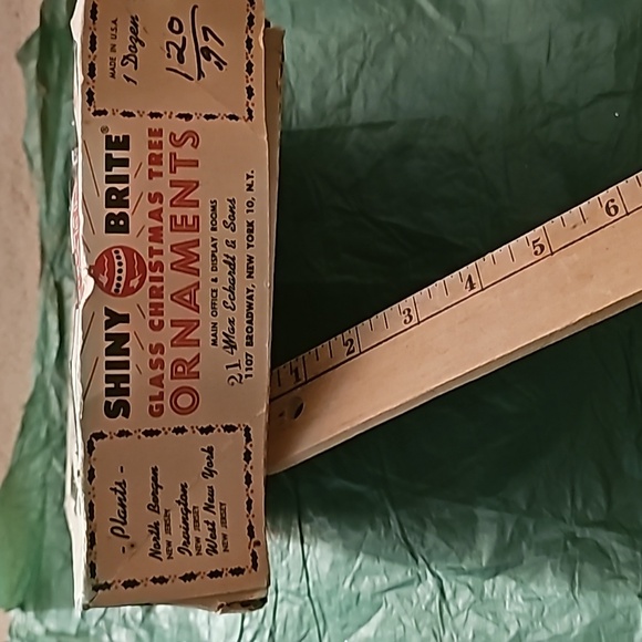 CHRISTMAS Bulbs Ornaments Glass Lot 12 - Picture 2 of 9